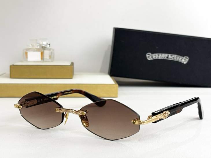 Picture of Chrome Hearts Sunglasses _SKUfw75056113fw